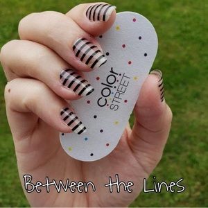 Color Street | Between The Lines nail polish strips